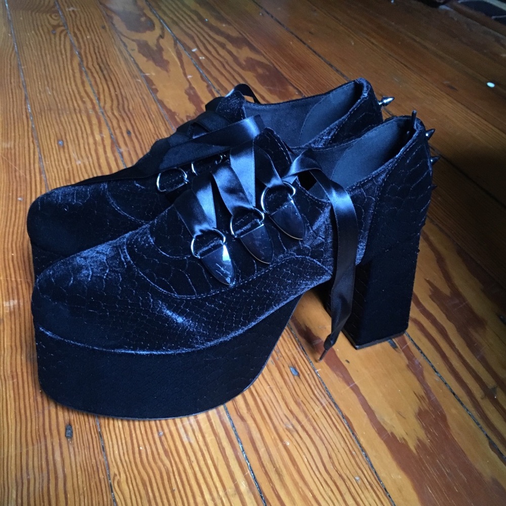 Disturbia platform shoes